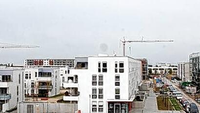 Neben der Messe und einem Einkaufszentrum beheimatet die Messestadt Riem vor allem Wohnviertel. Neben der Messe und einem Einkaufszentrum beheimatet die Messestadt Riem vor allem Wohnviertel.