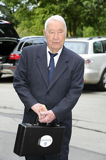 Hugo Strasser.