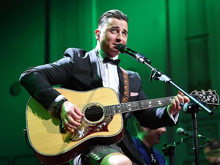 Andreas Gabalier beim Mitternachtskonzert in Dresden.