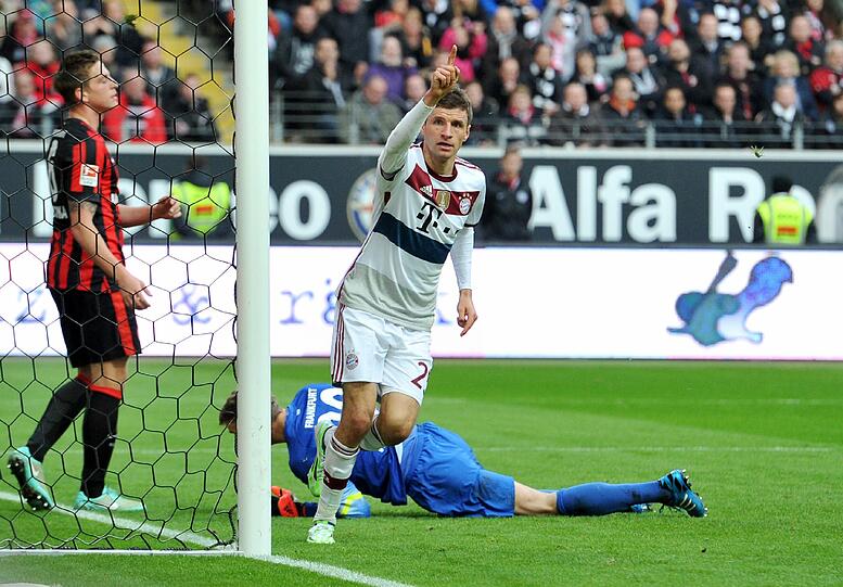 THOMAS MÜLLER - NOTE 1 - Bestens ausgeruht, der Mann nach der Pause gegen Rom. Vollstreckte per Oberschenkel zum 1:0 (22.) - Ligator Nummer  vier. Dann folgten gleich noch fünf und sechs (64./67.). Ein Vollstrecker mit perfektem Timing!