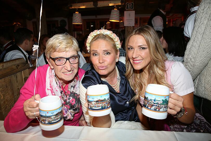 Claudia Effenberg mit Stiefmutter Carola Köhler und Simone Ballack