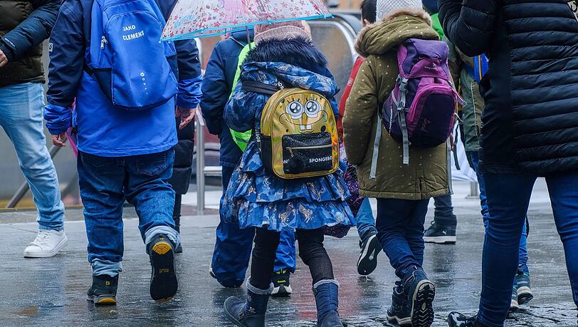 Die Stadt will Schulwege für Kinder sicherer machen. Die Stadt will Schulwege für Kinder sicherer machen.