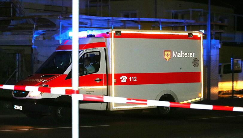 Ein 17-jähriger Afghane hat am Montagabend 21 Menschen in einem Regionalzug angegriffen. Die Bilder vom Tatort.
