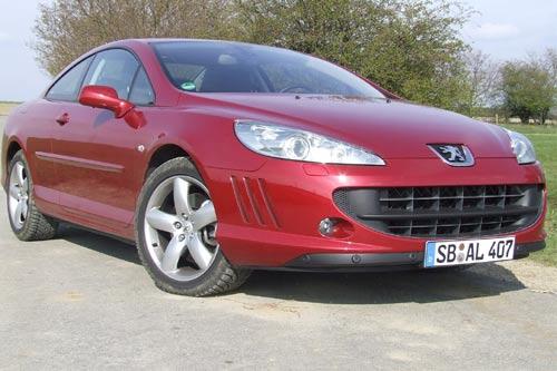 Das 407 Coupe von Peugeot.