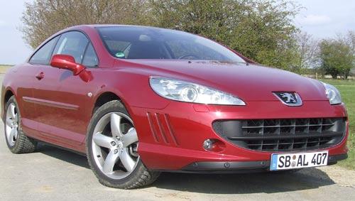 Das 407 Coupe von Peugeot. Das 407 Coupe von Peugeot.