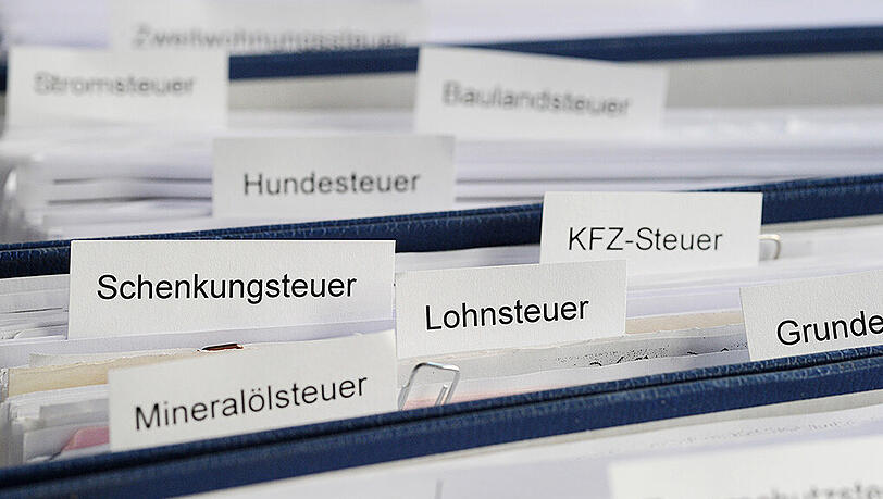 Durch einen Fehler bei einer Systemänderung sind Tausende Mitarbeiter fälschlicherweise von Steuerklasse III in Steuerklasse I gerutscht.