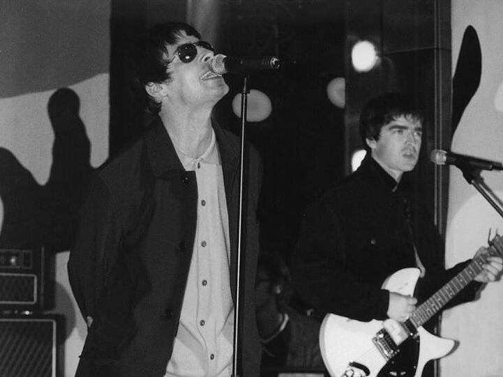 Oasis 1997 in der Sendung "Top Of The Pops".