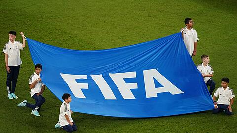Fifpro und die European Leagues legen Beschwerde ein.