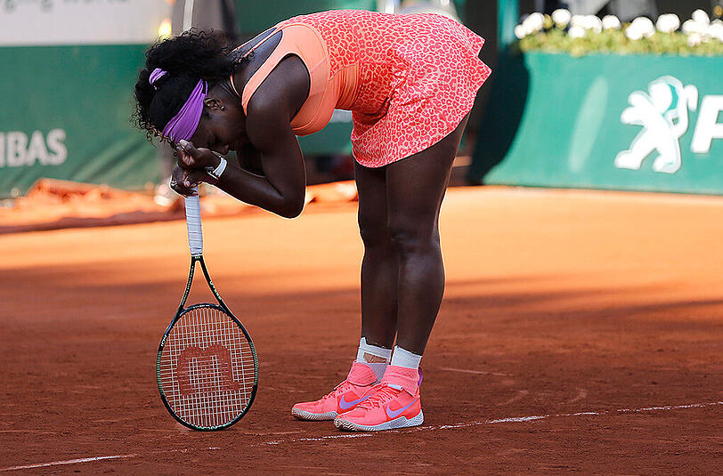 Ohne Drama geht es nicht: Serena Williams war auch im Halbfinale der French Open gegen Timea Bacsinszky aus der Schweiz für ein spektakuläres Schauspiel gut.