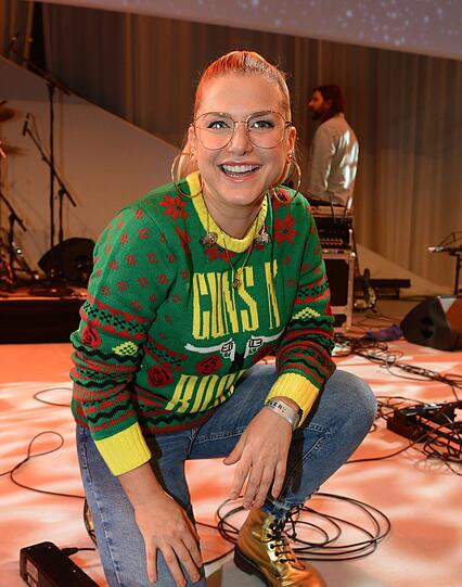 2019 war Jeanette Biedermann bei der Sendung "Sing meinen Song" zu sehen und hat das Album "DNA" veröffentlicht.