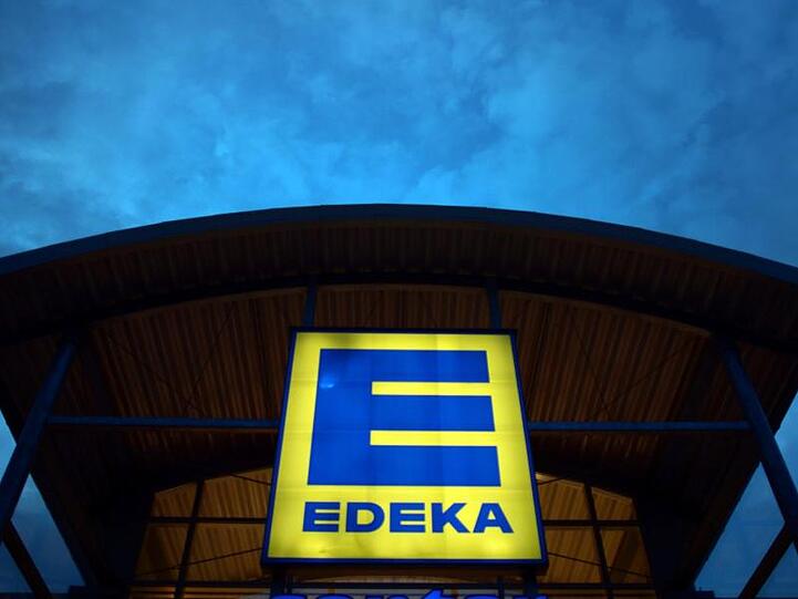 Eine Edeka-Filiale in Regensburg soll wegen Diebstählen große Verluste machen. (Archivbild)