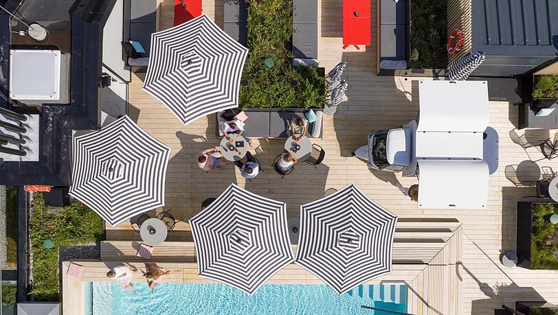 Das Grefis Hotel in Gräfelfing hat eine 200 Meter große Rooftop-Terrasse mit beheiztem Pool.