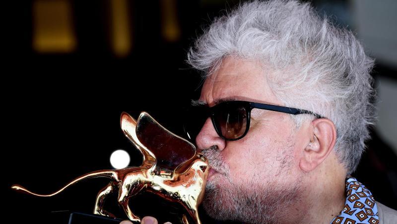 Ein Kuss für den Löwen: Pedro Almodóvar. Ein Kuss für den Löwen: Pedro Almodóvar.