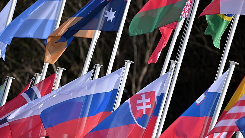 Die russische Fahne weht bei den Paralympics.