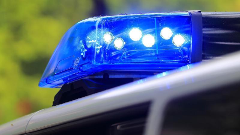 Nach dem Fahrzeugbrand im Tunnel kam es zu einem Unfall mit zwei Verletzten. (Symbolbild)