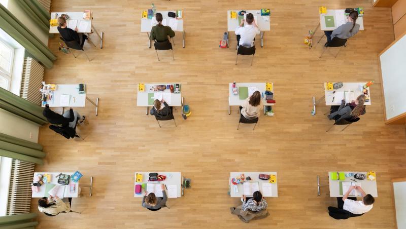 Die Schüler wurden während ihrer Abschlussprüfung bedroht. (Symbolbild)