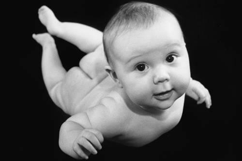 Kommt ein Baby geflogen...in dem Fall: Raphaela, sechs Monate
