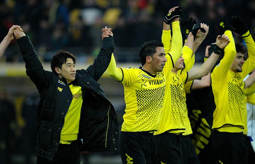Jubel in Dortmund: Mit 1:0 schlug der Deutsche Meister Bayer 04 Leverkusen und bleibt an der Tabellenspitze.