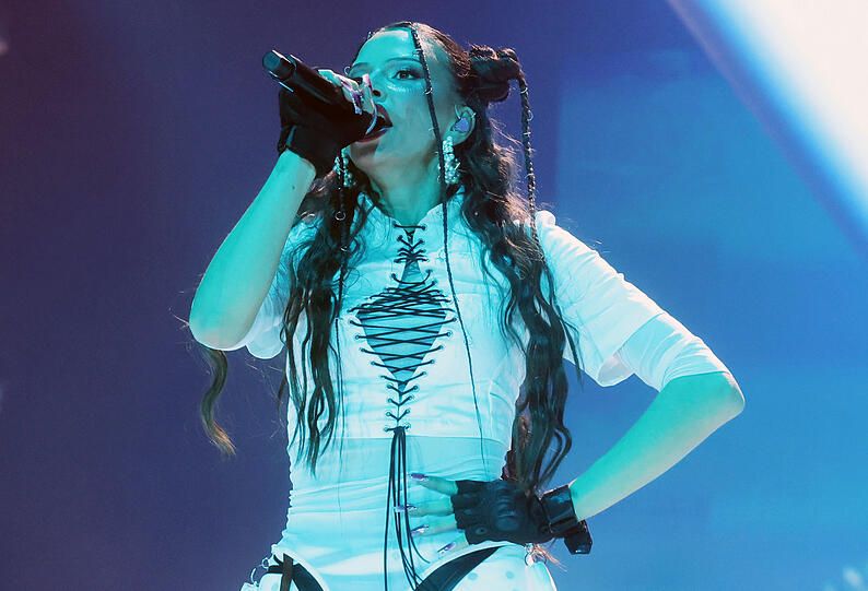 Nina Chuba, hier beim Auftakt ihrer Arena Tour 2025 in der Messehalle Hamburg. Nina Chuba, hier beim Auftakt ihrer Arena Tour 2025 in der Messehalle Hamburg.