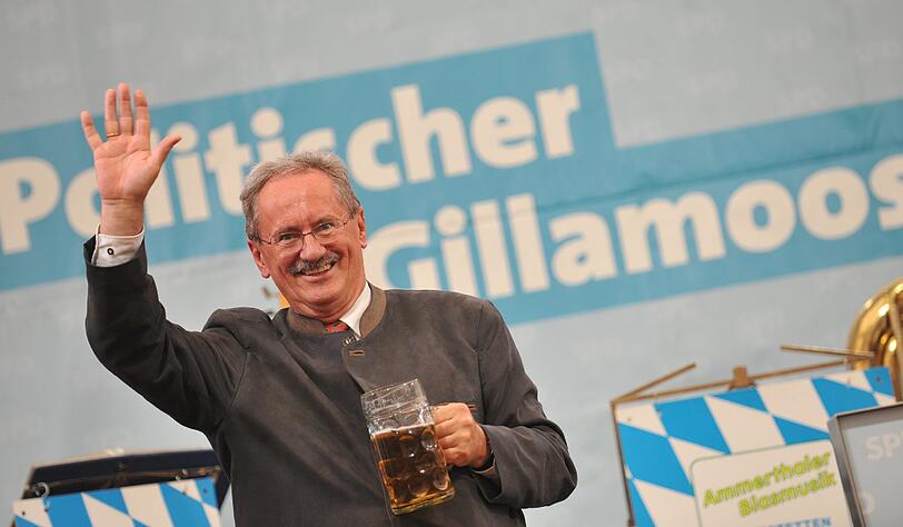 SPD-Spitzenkandidat Christian Ude zum Dauerstreit in der schwarz-gelben Koalition: &bdquo;Das sind fast schon Wunschrufe: Befreit uns endlich von der Regierungslast. Wir können es nicht.&ldquo;