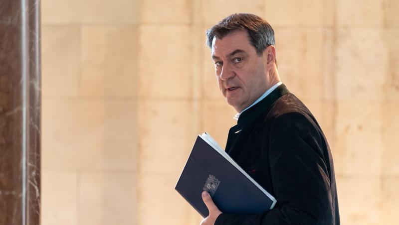 Markus Söder (CSU), Ministerpräsident von Bayern, schaut in die Kamera. Markus Söder (CSU), Ministerpräsident von Bayern, schaut in die Kamera.
