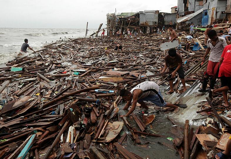 Bilder der Verwüstung: Taifun "Nesat" verwüstet die Philippinen - Die Bilder