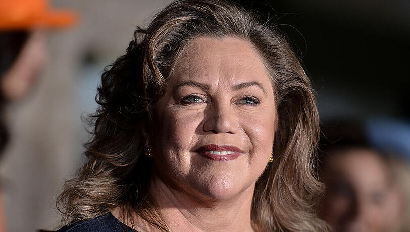 Kathleen Turner strahlt auf der Premiere von "Dumb And Dumber To" in los Angeles Kathleen Turner strahlt auf der Premiere von "Dumb And Dumber To" in los Angeles