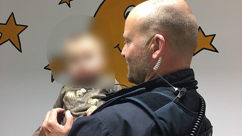 Der kleine Texaner blieb wohlbehütet bei der Bundespolizei, bis geklärt war, wer sich seiner annimmt.