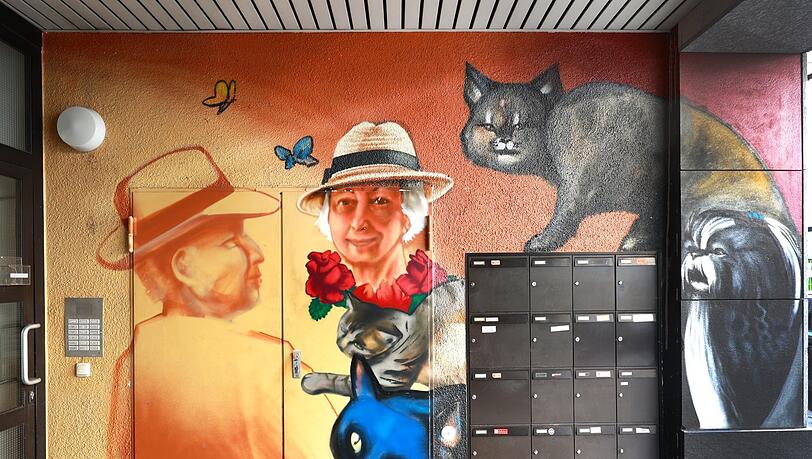 Hingucker: ein mit viel Liebe und Können gestalteter Hauseingang in der Rumfordstraße.