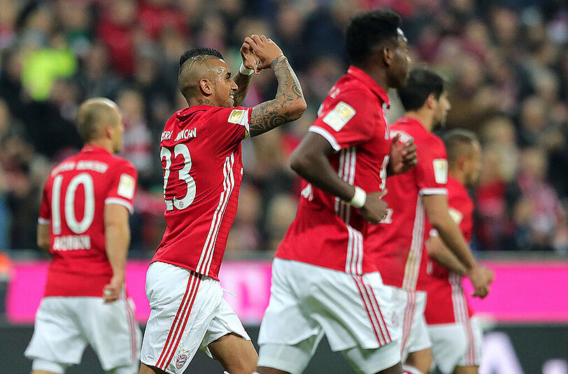 Arturo Vidal Note 2: Nach Länderspiel- und Verletzungspause zurück in der ersten Elf. Perfektes Timing beim wuchtigen Kopfball zum 1:0 ? 1. Bundesliga-Saisontor. Verlieh dem Mittelfeld wieder mehr Sicherheit als zuletzt.