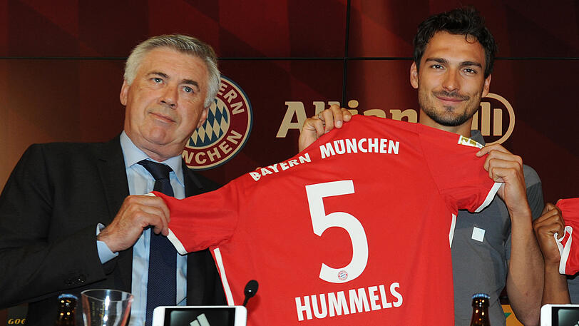 Mats Hummels - 2016/17: Mats Hummels wechselt vom BVB nach München. Weniger als zwei Wochen nach der Veröffentlichung des Wechselwunsches in einer Ad-hoc-Mitteilung des börsennotierten Bundesligisten aus Dortmund ist der Transfer perfekt.