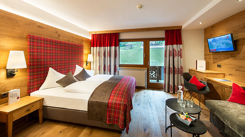 Doppelzimmer Natur Hotel das Alois in Tux im Zillertal.
