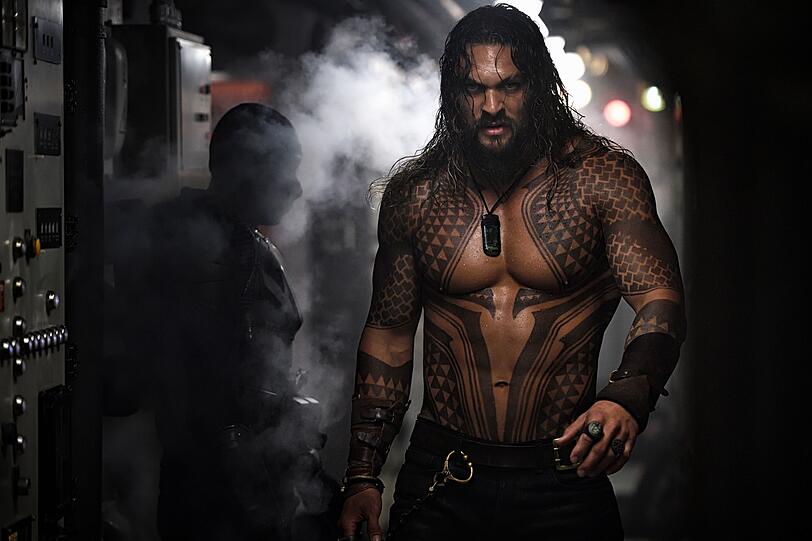 Aquaman (Jason Momoa) ist ein hervorragender K&auml;mpfer und Draufg&auml;nger, am Thron hat er zun&auml;chst wenig Interesse.