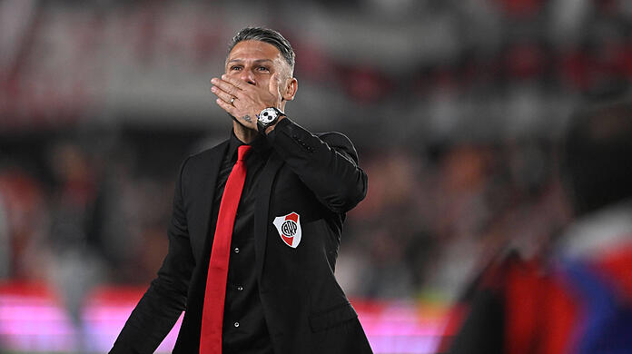 Ex-Bayern-Profi Martín Demichelis feierte mit River Plate in der Nacht von Sonntag auf Montag einen denkwürdigen Sieg über Erzrivale Boca Juniors.