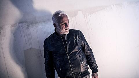 Nino de Angelo bringt mit "Von Ewigkeit zu Ewigkeit" ein neues Album heraus.