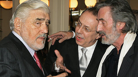 Star-Schauspieler Mario Adorf, Berlinale-Chef Dieter Kosslick und Regisseur Helmut Dietl im Jahre 2007 im lockeren Plausch.