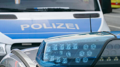 Polizisten sind in der Ludwigsvorstadt dreimal innerhalb von zwei Stunden wegen eines Nachbarschaftsstreits angerückt. (Symbolbild)