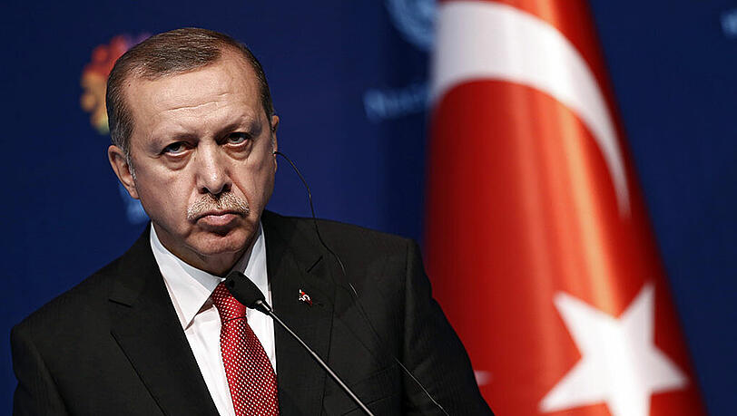 Erdogan droht der EU - und die wird wohl einknicken, meint AZ-Redakteur Clemens Hagen. Erdogan droht der EU - und die wird wohl einknicken, meint AZ-Redakteur Clemens Hagen.