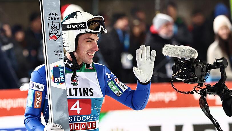 Timi Zajc wurde disqualifiziert. Timi Zajc wurde disqualifiziert.