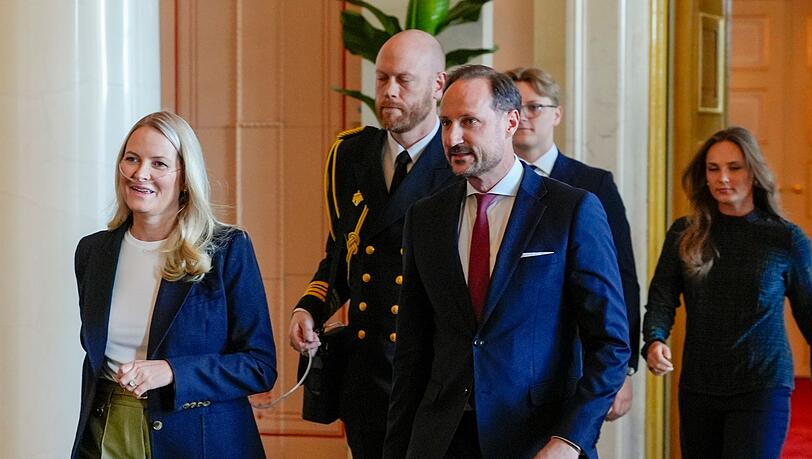Kronprinz Haakon möchte mehr Zeit mit seiner kranken Frau verbringen. (Archivbild) Kronprinz Haakon möchte mehr Zeit mit seiner kranken Frau verbringen. (Archivbild)