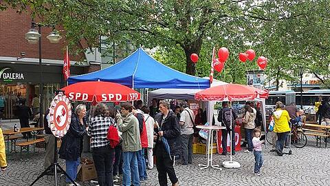 Das SPD-Sommerfest (hier 2014) will politische Gespräche anregen.