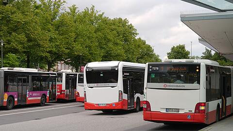 Weniger Fahrgäste in Bussen und Bahnen als vor Corona. (Archivbild)