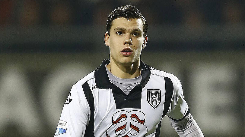 Justin Hoogma ist der jüngste Spieler in der Geschichte der niederländischen Ehrendivision, der in allen 34 Ligaspielen von der ersten bis zur letzten Minute auf dem Platz stand.