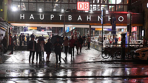 Der Eingang zum Münchner Hauptbahnhof. (Archivbild)