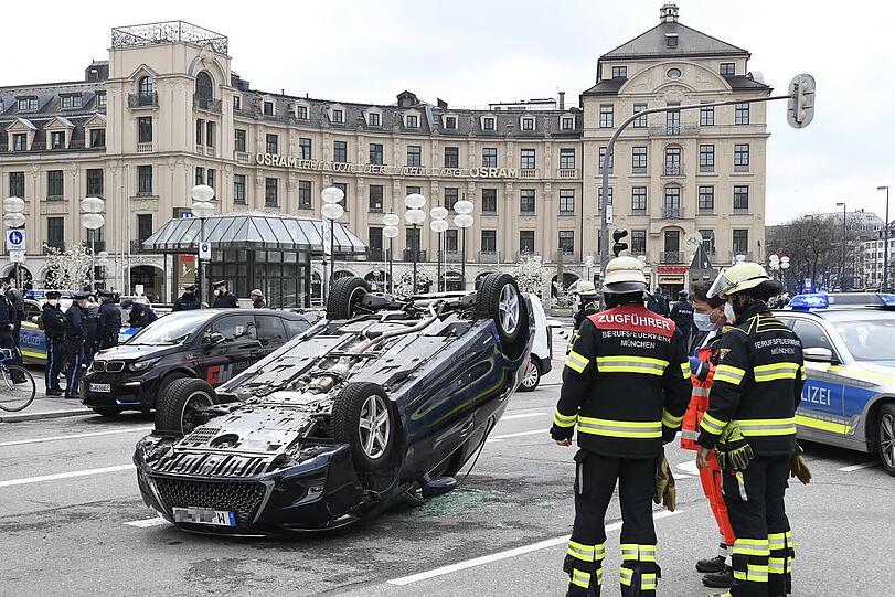 Bilder vom Unfall am Stachus.
