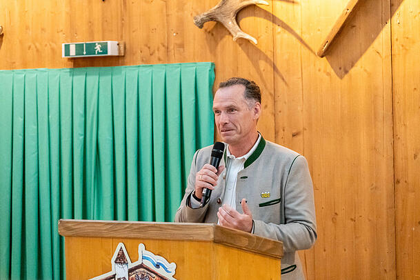 Wiesnwirt Peter Inselkammer ist kein Fan von Kostümierungen auf der Wiesn.