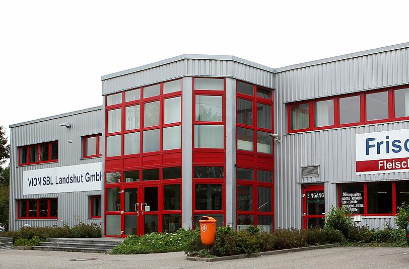In diesem Schlachthof in Landshut soll es hygienische Mängel und Fälle von Tierquälerei gegeben haben.
