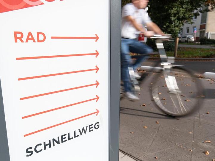 Mit dem Deutschen Nachhaltigkeitspreis 2020 ausgezeichnet: ein Radschnellweg in Osnabrück.