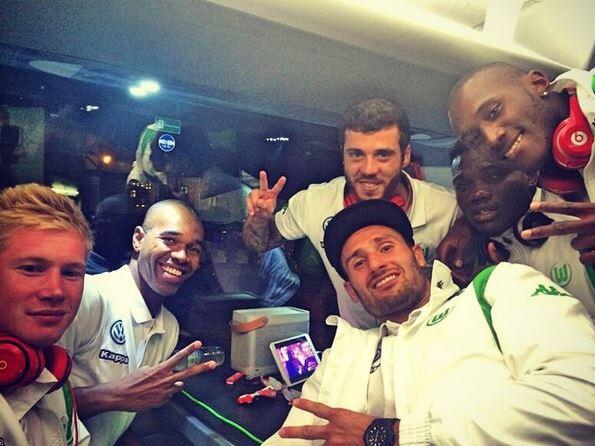 VfL-Wolfsburg-Star Junior Malanda auf Instagram