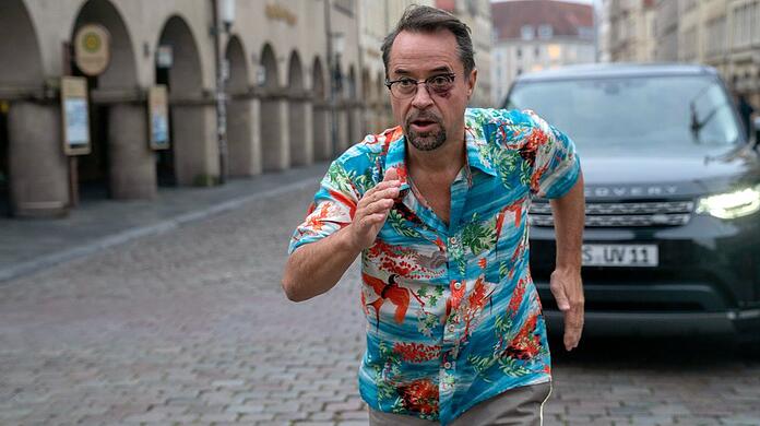 Prof. Dr. Dr. Karl-Friedrich Boerne (Jan Josef Liefers) im Hawaiihemd war nicht das Skurrilste im neuen Münster-"Tatort".